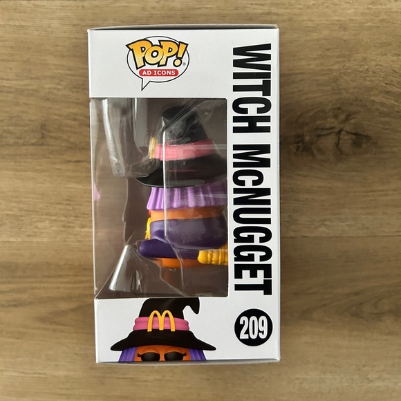 Witch McNugget (#209) - Funko Pop! McDonald’s Halloween Edition- NEW - Picture 3 of 5
